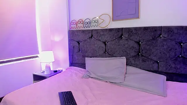 Megan Morphy online show from March 14, 1:50 pm