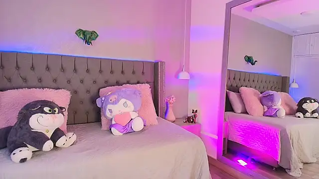 angelina honey  online show from May 27, 3:58 am