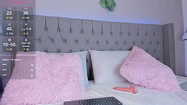 angelina honey  online show from March 27, 8:26 am