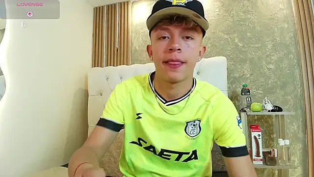 Dark Nico online show from April 11, 4:09 am