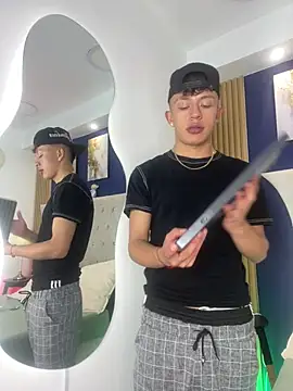 Snapshot of Dark_Nico chatting on February 26, 4:12 am Dark Nico online show from February 26, 4:12 am