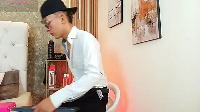 Dark Nico online show from April 14, 3:55 am