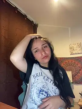 Snapshot of Abril_Thompson221 chatting on June 27, 12:05 am Abril Thompson221 online show from June 27, 12:05 am