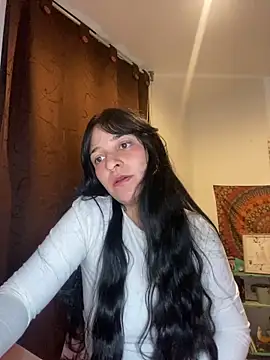 Snapshot of Abril_Thompson221 chatting on June 20, 1:10 am Abril Thompson221 online show from June 20, 1:10 am