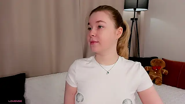 MaraaSwan online show from March 29, 5:31 am