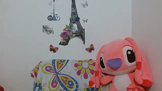 Snapshot of sweett_2026 chatting on July 8, 10:21 pm sweett 2026 online show from July 8, 10:21 pm