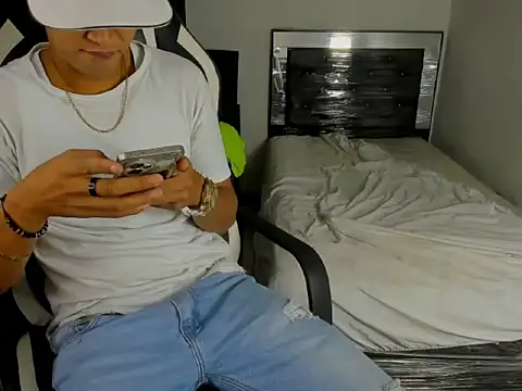 badboy master online show from March 4, 10:28 pm