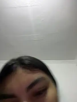 eimmy  skinny online show from March 30, 11:28 pm