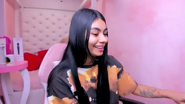 eimmy  skinny online show from March 27, 8:26 am