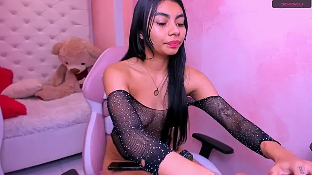 eimmy  skinny online show from April 9, 3:08 am