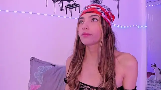 Snapshot of Sophie_vega1 chatting on July 11, 6:08 pm Sophie vega1 online show from July 11, 6:08 pm
