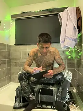 freaknine69 online show from February 22, 10:44 pm