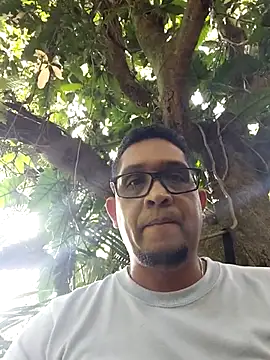 Snapshot of gordogruesa chatting on June 25, 8:47 pm gordogruesa online show from June 25, 8:47 pm