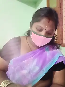 Snapshot of tamilkaviya431 chatting on June 20, 11:59 am tamilkaviya431 online show from June 20, 11:59 am