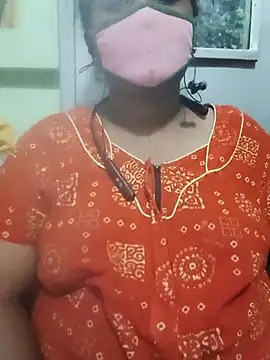 Snapshot of tamilkaviya431 chatting on July 18, 10:07 pm tamilkaviya431 online show from July 18, 10:07 pm