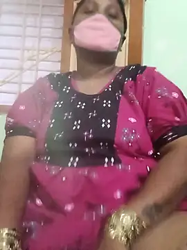 Snapshot of tamilkaviya431 chatting on June 26, 12:44 pm tamilkaviya431 online show from June 26, 12:44 pm