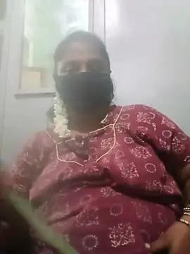 Snapshot of tamilkaviya431 chatting on July 16, 6:16 pm tamilkaviya431 online show from July 16, 6:16 pm