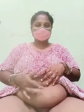 Snapshot of tamilkaviya431 chatting on July 1, 5:41 am tamilkaviya431 online show from July 1, 5:41 am