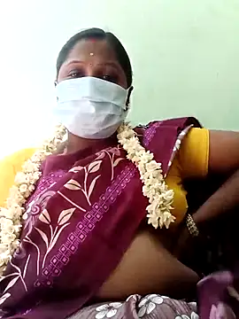 tamilkaviya431 online show from May 7, 8:07 am