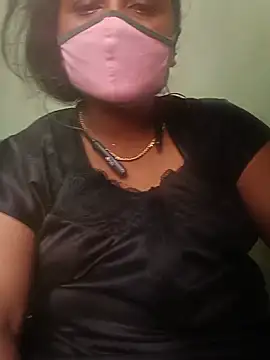 Snapshot of tamilkaviya431 chatting on June 6, 3:34 am tamilkaviya431 online show from June 6, 3:34 am