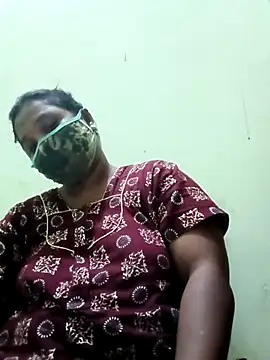 tamilkaviya431 online show from April 13, 11:31 pm