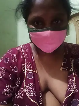 Snapshot of tamilkaviya431 chatting on June 4, 6:01 pm tamilkaviya431 online show from June 4, 6:01 pm