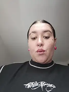 Freckless  online show from April 4, 7:42 pm