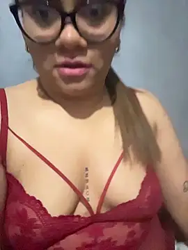 Snapshot of ludmila_x chatting on February 17, 2:31 am ludmila x online show from February 17, 2:31 am