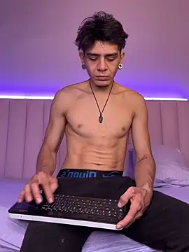 abrilandjulian online show from March 19, 12:05 pm