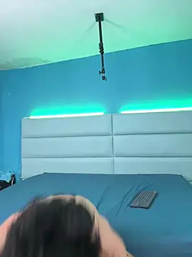 abrilandjulian online show from February 17, 12:02 pm