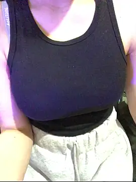 Junnybae22 online show from February 13, 11:43 am