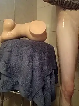 likeemilk online show from February 17, 3:20 pm