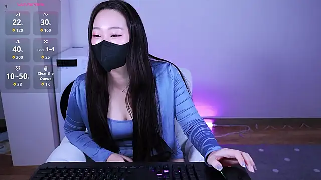 Snapshot of sodami01 chatting on February 22, 12:40 pm sodami01 online show from February 22, 12:40 pm