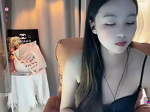 Lydia-668 online show from February 18, 3:37 am