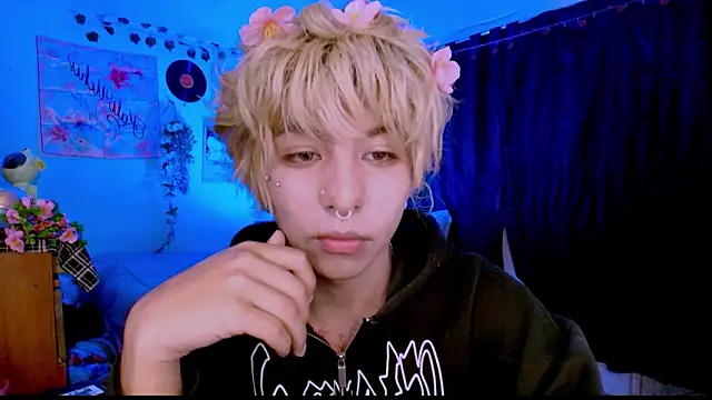 prince oliverr online show from February 19, 6:49 pm