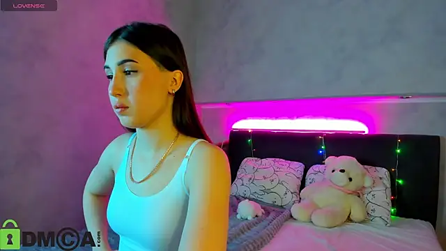 Emily Lews online show from March 25, 1:06 am