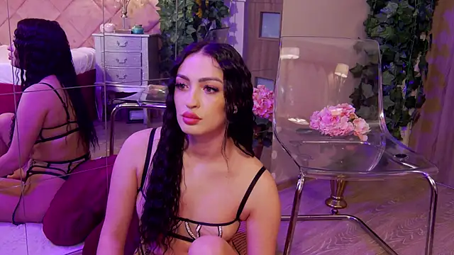 VictoriaLanes online show from May 3, 4:06 am