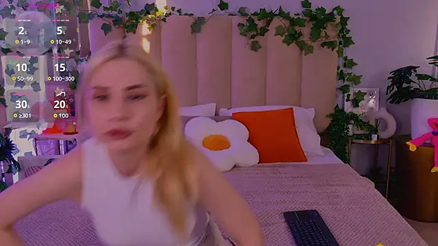 JadenLove  online show from May 17, 5:13 pm