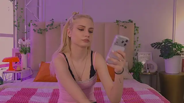 JadenLove  online show from May 4, 5:16 pm