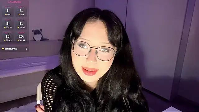 Snapshot of KateGlowee chatting on February 26, 1:11 pm KateGlowee online show from February 26, 1:11 pm