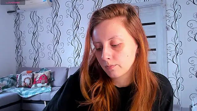 Snapshot of MadelinaJackson chatting on February 19, 4:42 am MadelinaJackson online show from February 19, 4:42 am