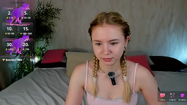 Snapshot of Linda__Bloom chatting on July 2, 3:23 am Linda Bloom online show from July 2, 3:23 am