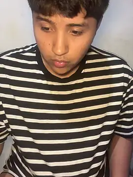 Snapshot of lalitopp chatting on February 20, 8:33 pm lalitopp online show from February 20, 8:33 pm