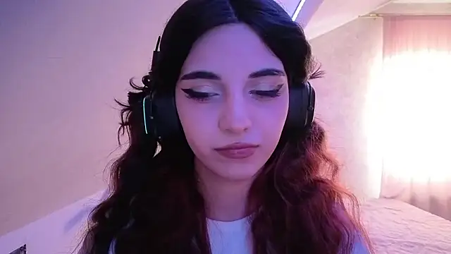 Blissmissataeses online show from February 22, 9:33 am