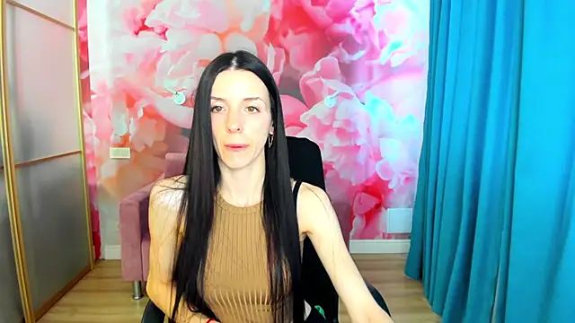 NoirDiva online show from April 23, 5:58 am