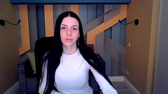 NoirDiva online show from March 27, 12:50 pm