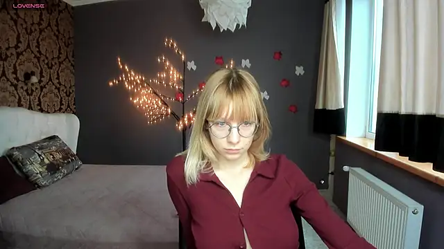 Snapshot of CandicaHoney chatting on February 26, 12:38 pm CandicaHoney online show from February 26, 12:38 pm