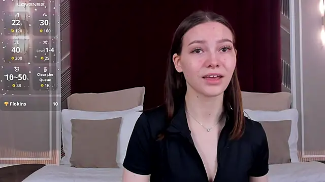 Snapshot of RebecaFields chatting on April 23, 3:24 pm RebecaFields online show from April 23, 3:24 pm