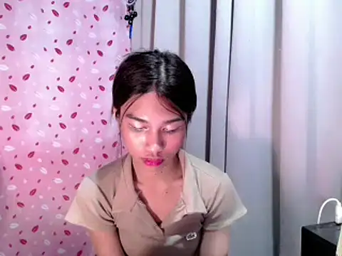 katrina bigcock69 online show from March 6, 8:37 pm