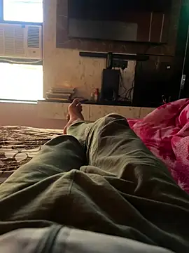 Snapshot of rashmixxx chatting on February 14, 9:09 am rashmixxx online show from February 14, 9:09 am